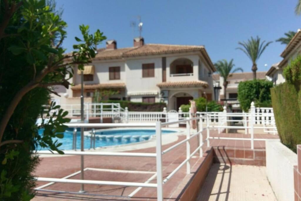 Ferienwohnung La Casa De La Palmera Torrevieja Exterior foto